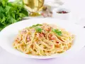 Carbonara Pascala: Prawdziwy przepis bez śmietany (15 min)