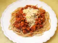 Spaghetti Bolognese z Pieczarkami: Przepis Krok po Kroku