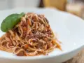 Oryginalne Ragù alla Bolognese: Prawdziwy przepis i sekrety smaku
