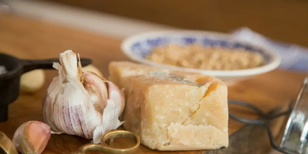 Jak przechowywać parmezan? Świeżość i smak na dłużej.