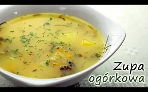 Idealna zupa ogórkowa: przepis krok po kroku i sprawdzone triki