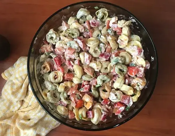 Tortellini: szybkie przepisy na obiady, sałatki i zupy