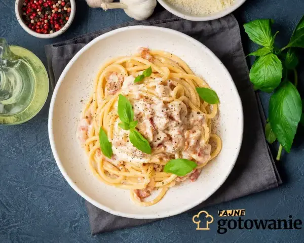Spaghetti Carbonara z Mascarpone: Kremowy Przepis Bez Jajecznicy