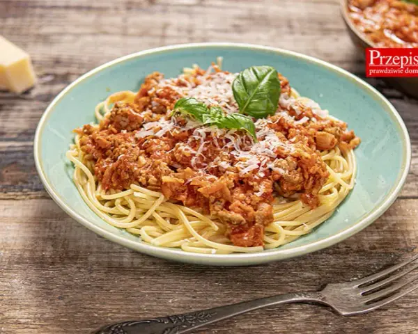 Idealny sos bolognese: przepis krok po kroku i sekrety smaku