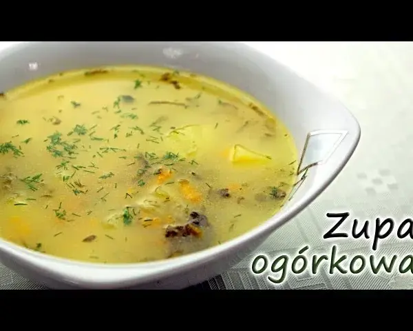 Idealna zupa ogórkowa: przepis krok po kroku i sprawdzone triki